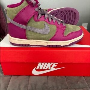 Nike Women’s High-Top Sneakers - Olive Green, Magenta & Purple